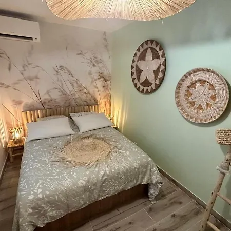 Boheme & Chic - Terrasse - Clim - Parking Apartment